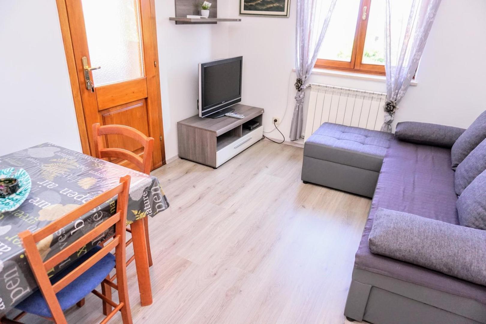 Apartment Stefica Црвений Врх Екстер'єр фото