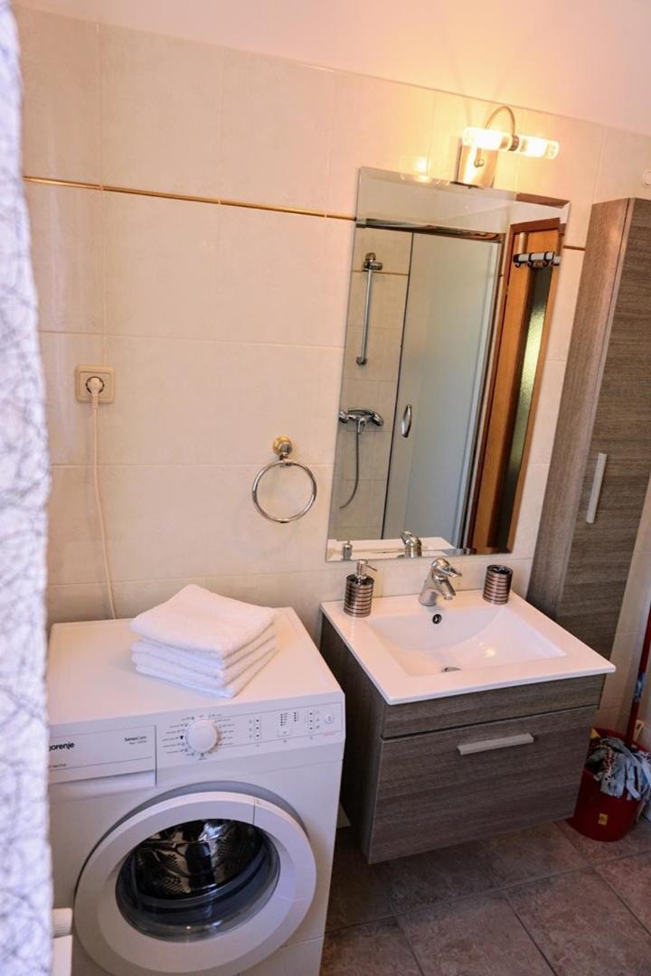 Apartment Stefica Црвений Врх Екстер'єр фото