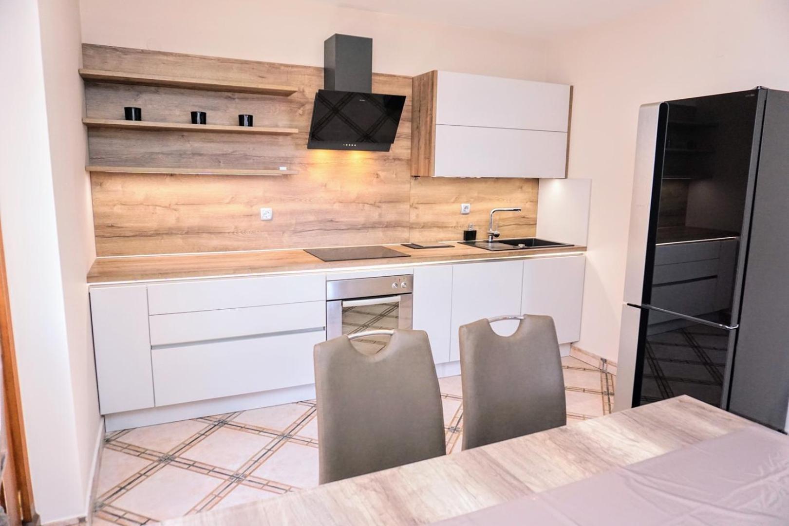 Apartment Stefica Црвений Врх Екстер'єр фото